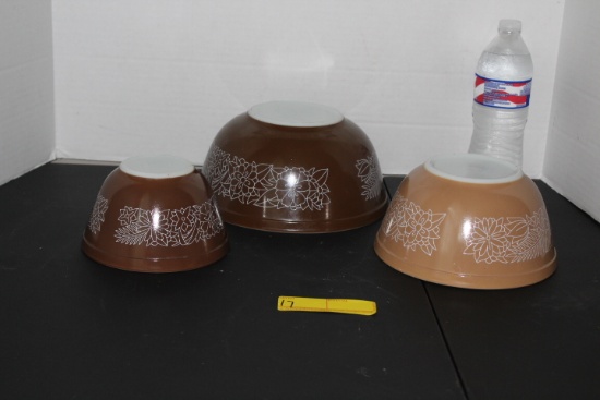 Pyrex Woodland Brown Mixing Bowls