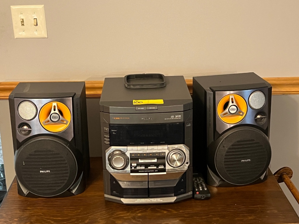 Philips Stereo System | Computers & Electronics Electronics Audio Equipment  Speakers | Online Auctions | Proxibid