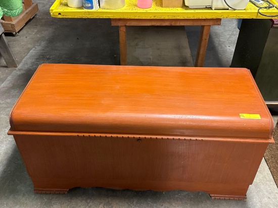 Lane Cedar Chest