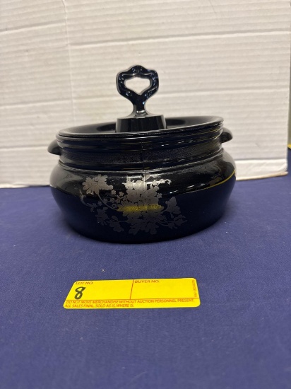 Lidded pot