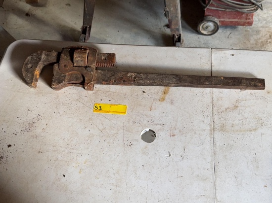 Pipe Wrench 24"+-