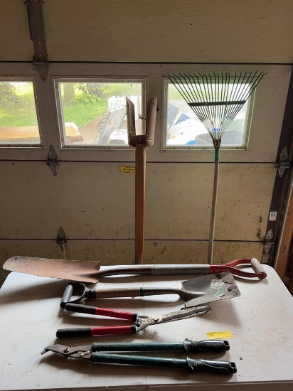 Yard & Garden Hand Tools