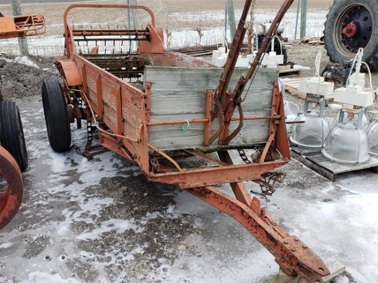 New Idea manure spreader