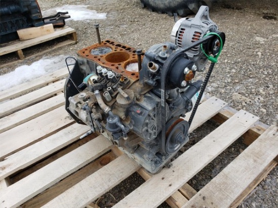 Kubota D1105D 3 cylinder diesel engine