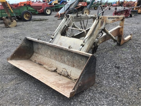 INTERNATIONAL 2000 LOADER 28642