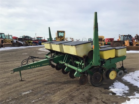 JOHN DEERE 7000 29316