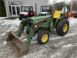 JD 750 4x4 w/Loader