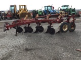 IH 720 4X Auto Reset Plow