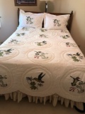 Hummingbird quilt and pillow shams