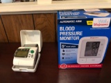 Lot of 2 Blood pressure monitoring systems