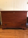 Blanket Chest with drawer