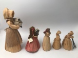 Five cornhusk dolls