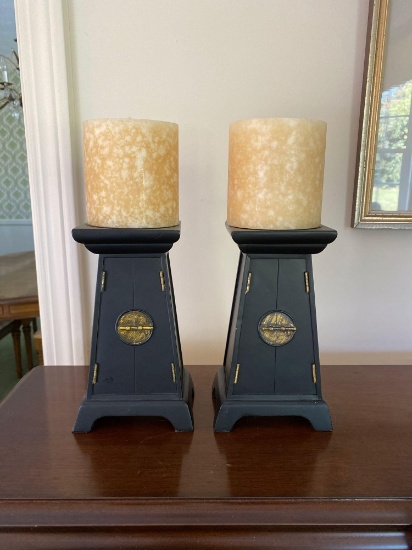 Pair of Asian style Candlesticks with candles