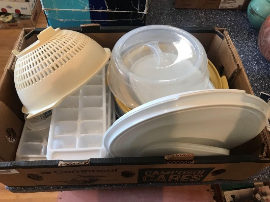 Misc. box lot of kitchen plastic ware