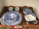 Box of Spode?s Italian dishes