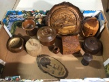 Assorted wooden bowls, molds, deco, etc.