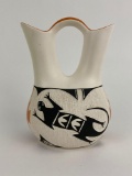 Acoma Lizard Wedding Vase signed by J. Joe