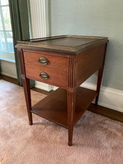 1920s End Table w/ Drawer
