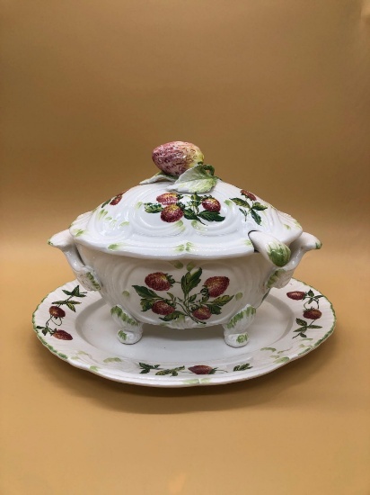 Italian Strawberry Serving Bowl w/ Spoon, Lid, and Plate