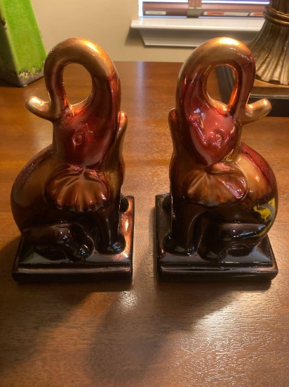 Matching Elephants Book Ends