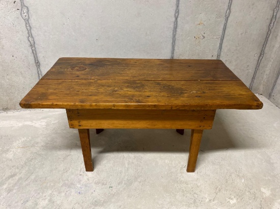 Antique Country Pine End Table