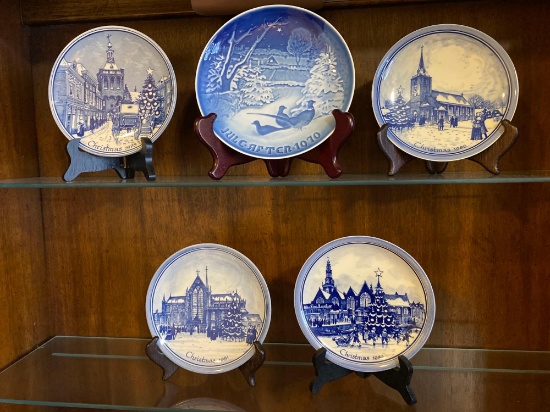4 genuine Delft Christmas plates