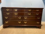 10 drawer long dresser