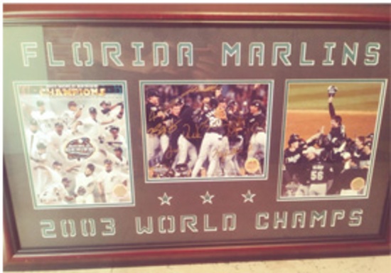 2003 champions Framed Florida Marlins Photo Signed By team