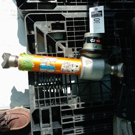 Holmatro 3321 UL Core Hydraulic Rescue Ram