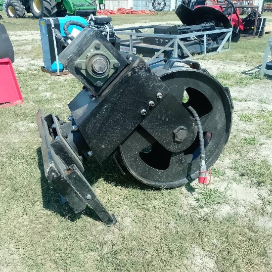 2026 GIYI Unused CW43 Mini Skid Steer Steering Compaction Wheel
