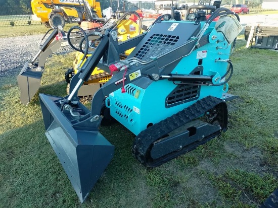 23HP Mini Skid Steer Loader (BROKE INSTRUMENT GLASS & MISSING COLORED LIGHTS ON PANEL)