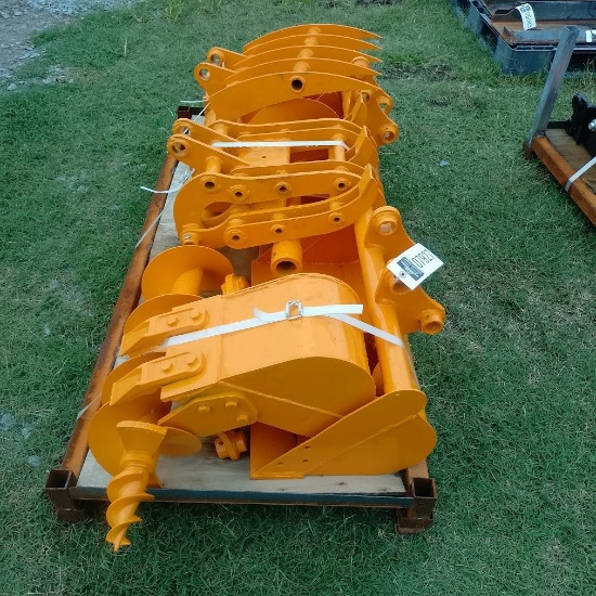 NEW 2026 FUTURE QTY (8) CAT 301 Excavator Attachment