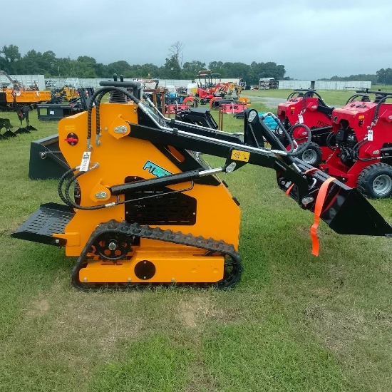 NEW 2026 FUTURE FT360T 13.5HP HP Skid Steer Loader