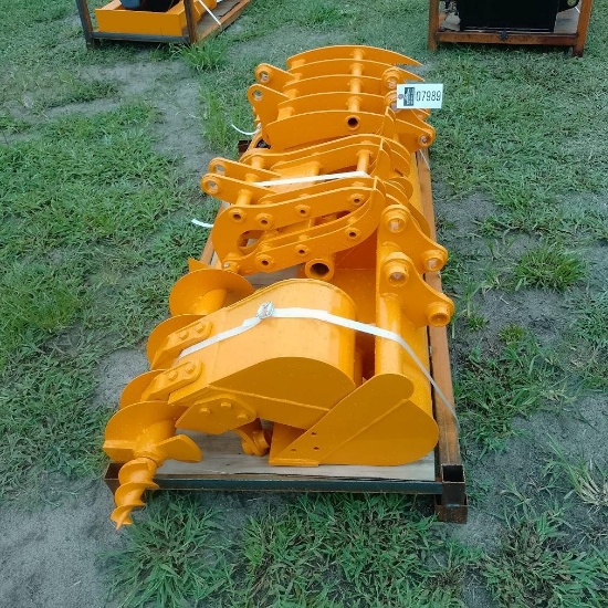 NEW 2026 FUTURE QTY (8) CAT 301 Excavator Attachment