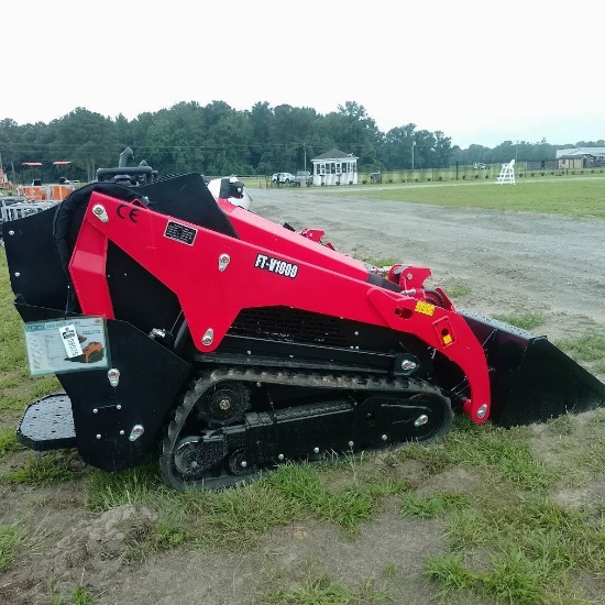NEW 2026 FUTURE 25HP SKID STEER LOADER FT-V1000 Engine: kubota