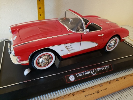 Large Scale Metal 1958 Corvette Model