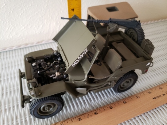 WWII Die Cast Combat Jeep