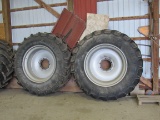 Hagie 520/85R-42 floater tires (like new)