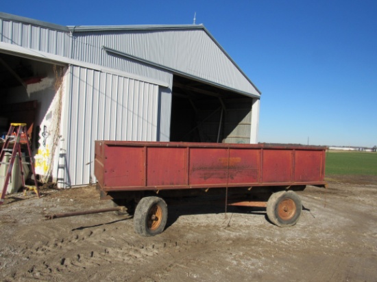 IH drying barge wagons 13'