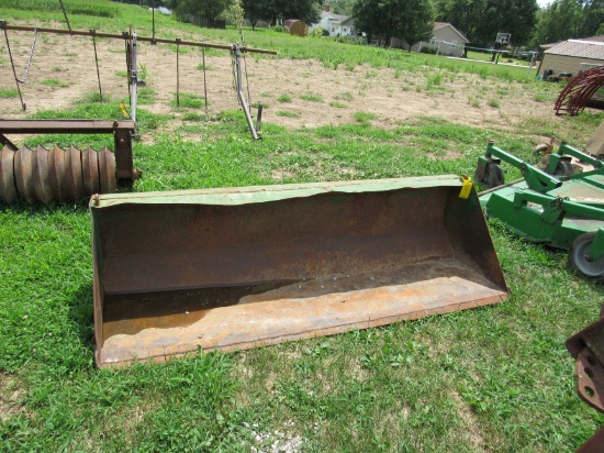 JD MATERIAL BUCKET 7FT