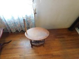 Oval Wooden Table with Lamp