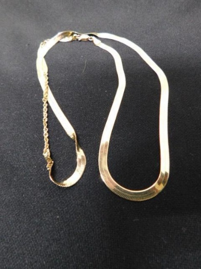Repair or Scrap 10 K Herringbone Yellow Gold Necklace