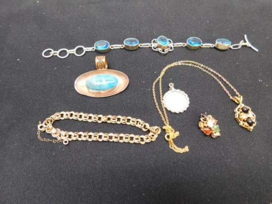 Lot of Vintage Jewelry