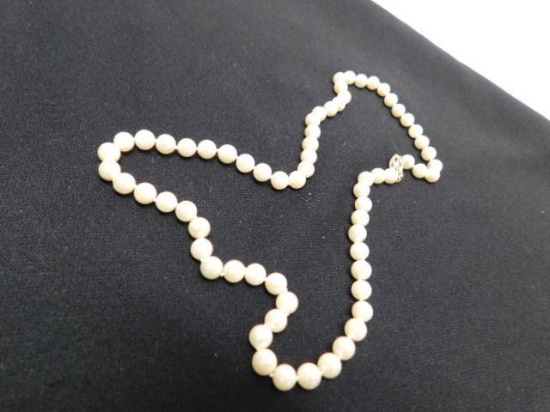 Cultured Pearl Necklace 14K Clasp