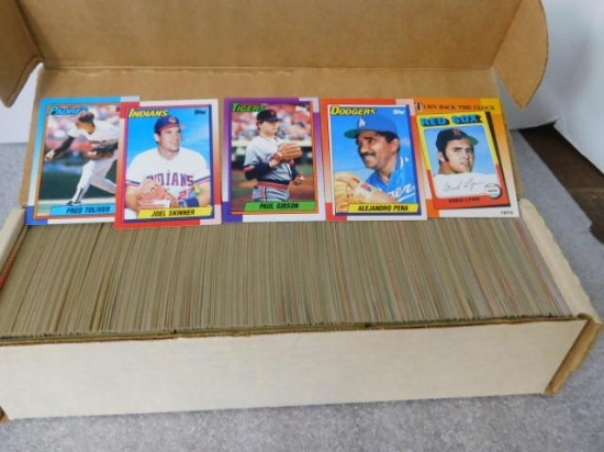 700+ Older Baseball Cards