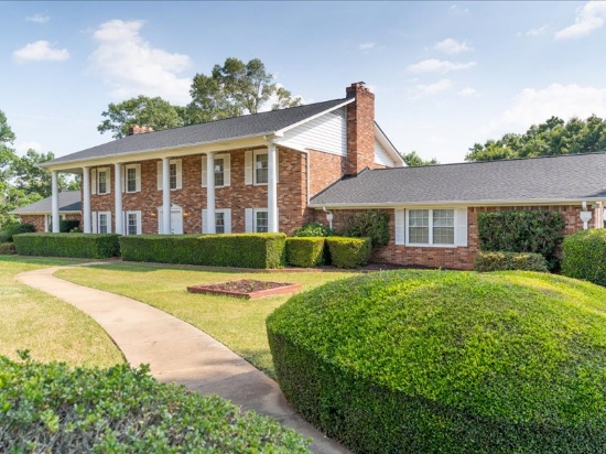 Absolute Real Estate & Personal Property Auction