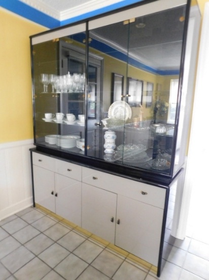 Black/Gray China Cabinet w/Lights, Glass Shelves & Doors