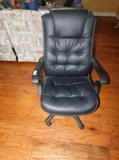 Black Rolling Office Chair