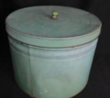 Metal Can With Lid
