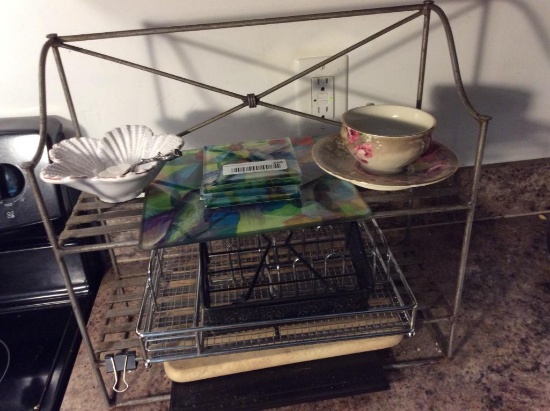Lot of Kitchen Trays and Decorative Items